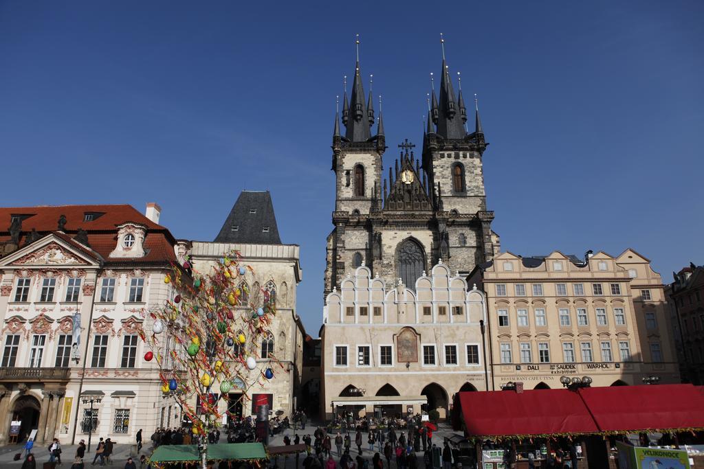 Old Town Apartments Tyn Prag Exteriör bild